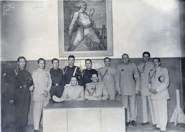Sentados: Comte. Gral. Dr. Jorge Hernández Ibarra, Jefe del EMG Ing. Jorge Gilling Cabrera, de pie, de izq. a der.Director Esc. Cadetes, Javier Ochoa Valle, Director Esc. de Reclutas, Jesús Ibarra García, Jefe Cuerpo IngenierosRosalio Ramírez, Jefe Policí
